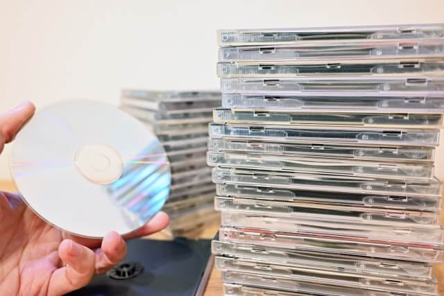 CDって買ってる？